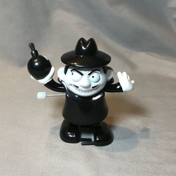 Cartoon Rocky and Bullwinkle Boris Wind-up Walking Figure - Picture 1 of 5